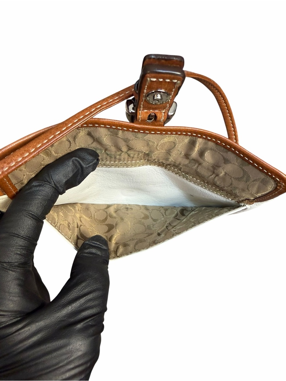 Vintage Coach Large Hampton Leather Wristlet (A463) - Picture 8 of 11
